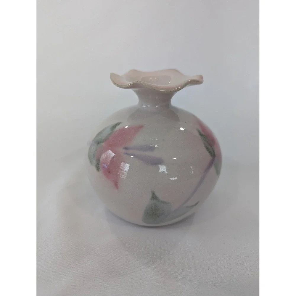 Jon Tury Michigan Studio Pottery Floral Bud Vase Ruffled Rim Pink White 4x4